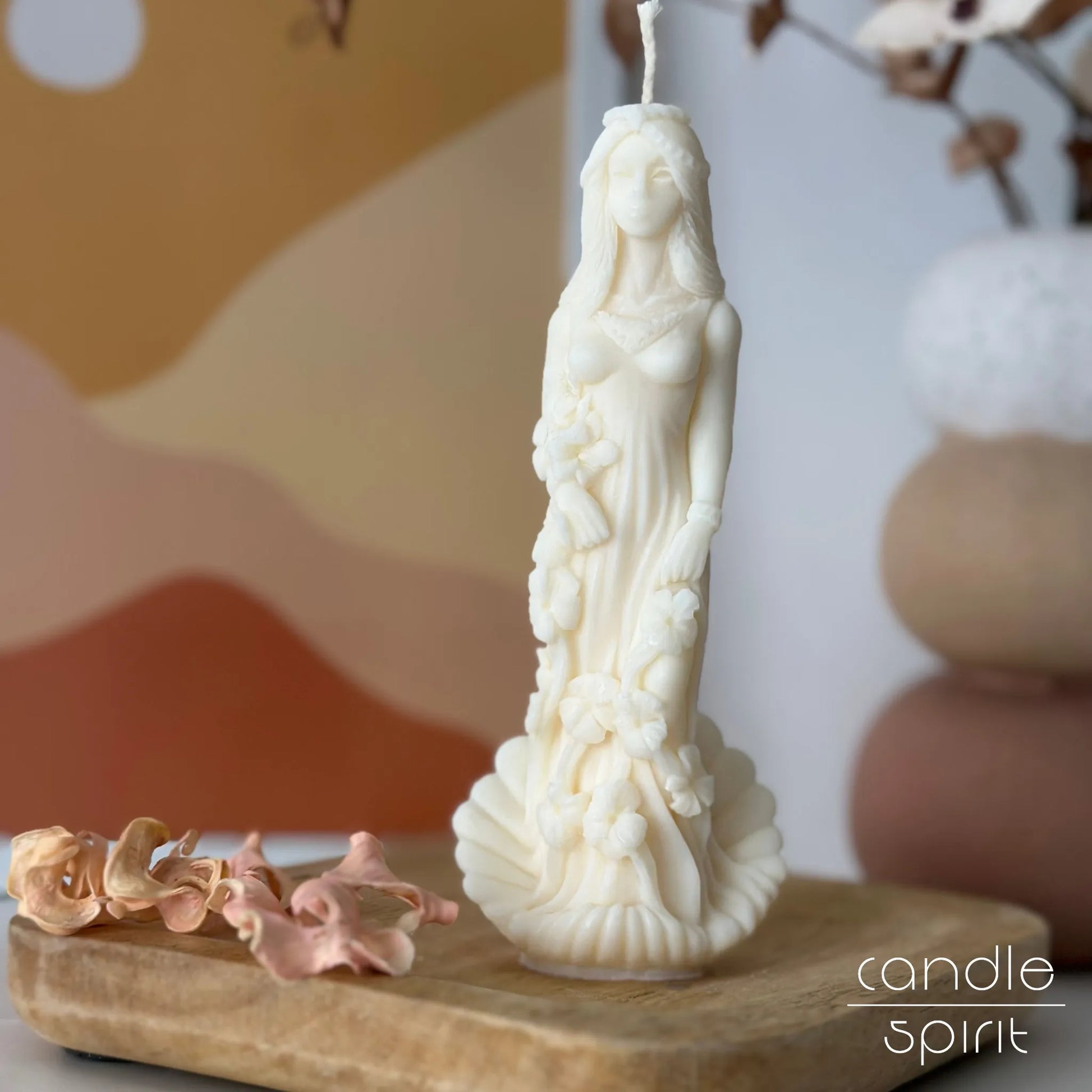 White Aphrodite candle - scented Mother's Day, Valentine's Day, birthday, Christmas gift for a mom, wife, girlfriend, friend, bride, and sister.