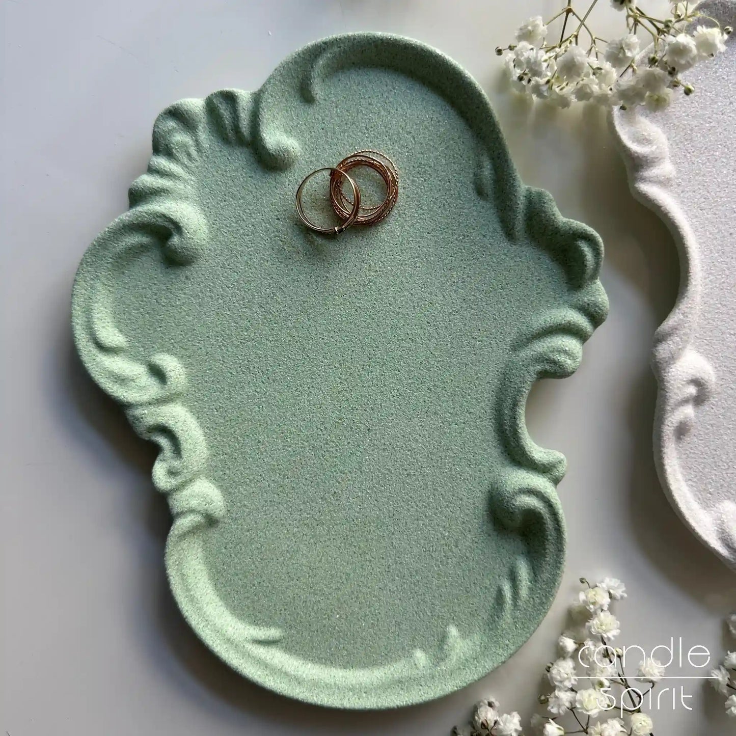 Decorative green oval vintage jewelry dish - flat lay photography and wedding photo props. Unique housewarming, Valentine's Day, Mother's Day gift.