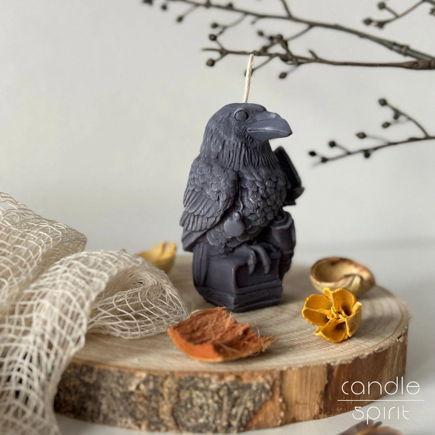 Scented gray raven candle with fall decorations - Halloween home decor and seasonal gift for book lovers and animal lovers