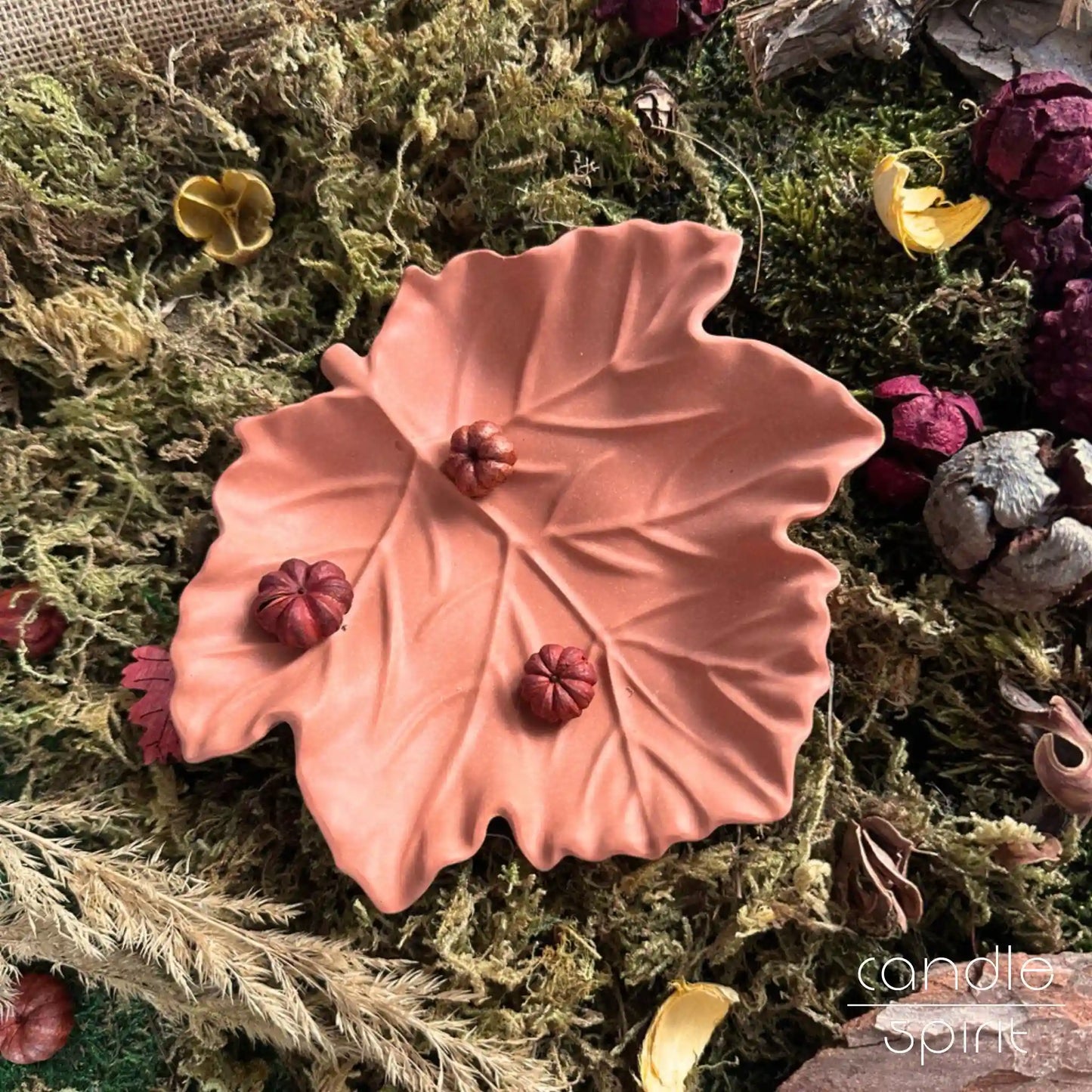 Terracotta maple leaf trinket tray - autumn present and a charming accent for seasonal decor, fall weddings, Thanksgiving tablescapes, Halloween parties, and fall gatherings. 