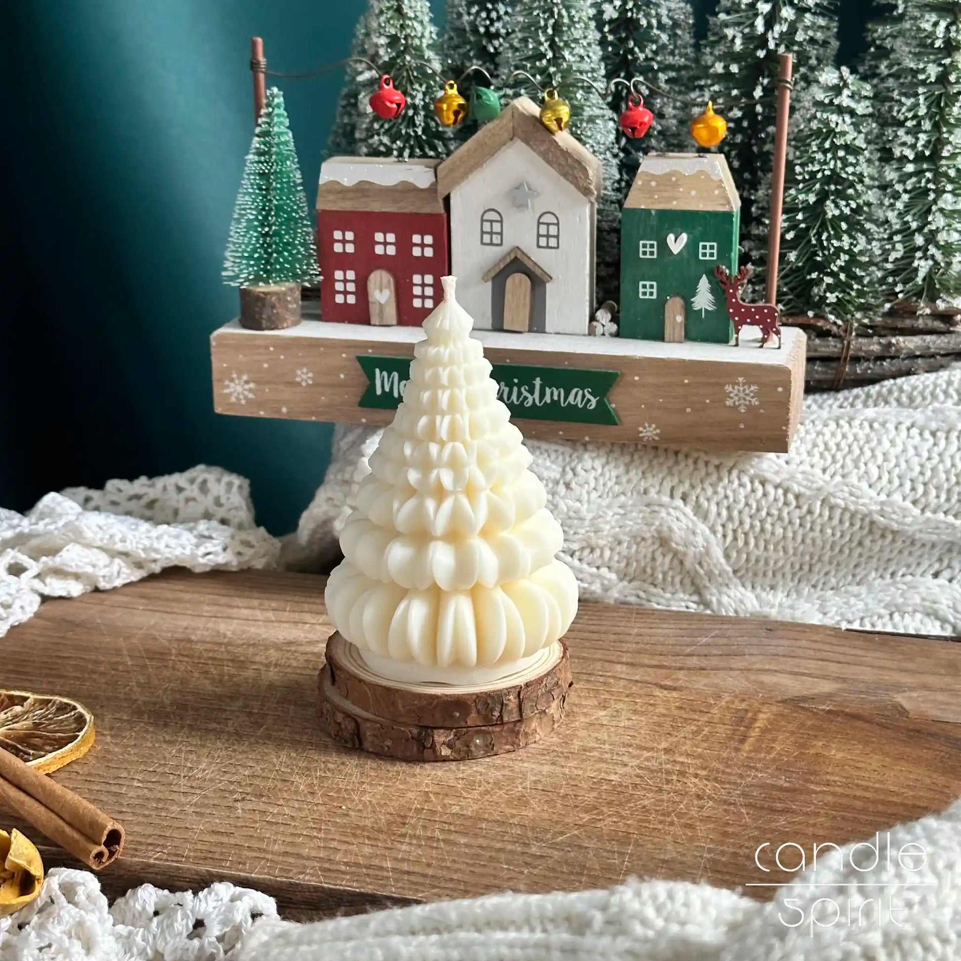Scented origami Christmas tree candle - seasonal gift, Christmas decor for office, living room, bedroom, office, Secret Santa present