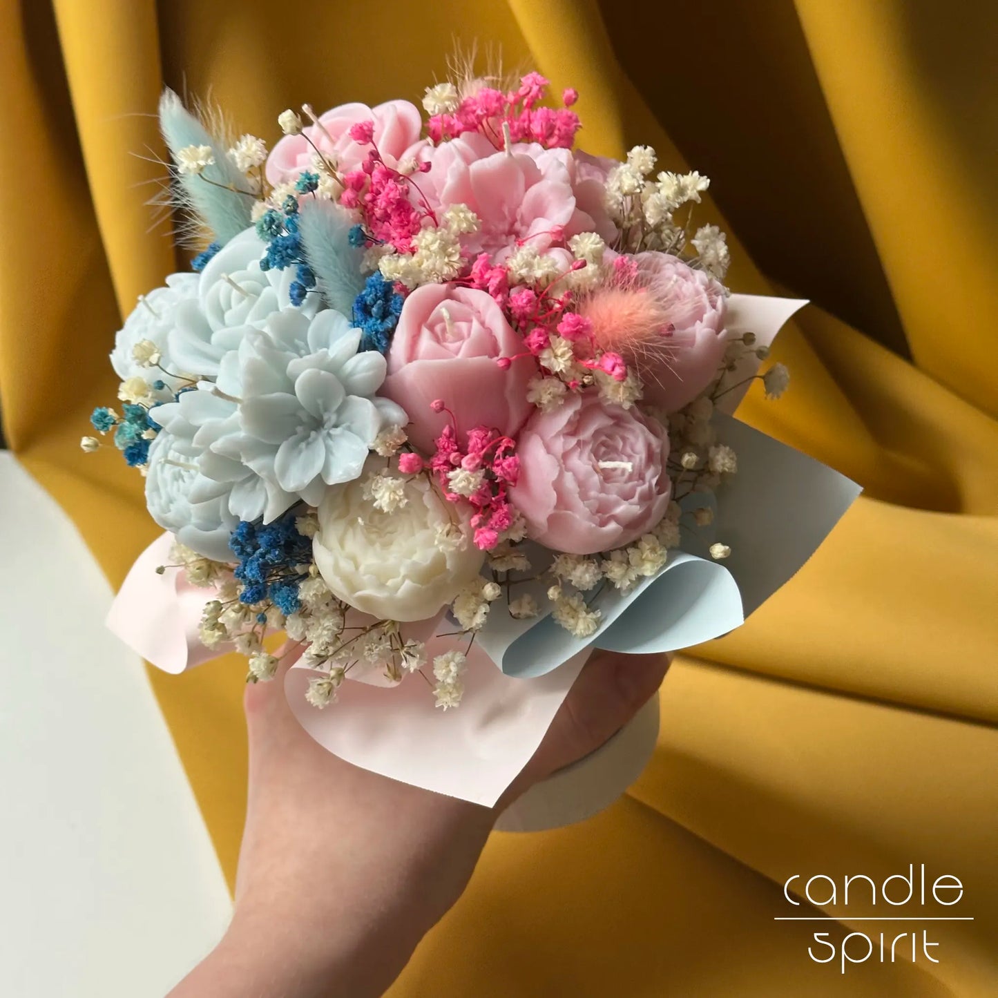 Candle bouquet of pastel-colored flowers with baby's breath - romantic wax anniversary gift for a wife, partner. Long-lasting spring decor.