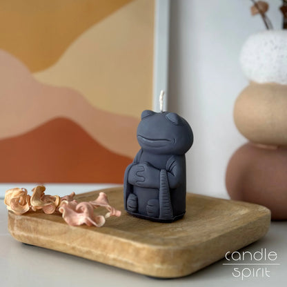 Gray zen frog candle - birthday gift for yoga teachers, meditation lovers. Perfect spas, wellness centres, home altars, and yoga studios decor.
